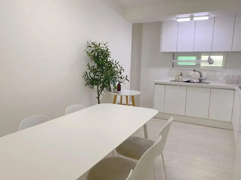 Soso Guwol #Guwoldong Stay #Beam Project #Ott #Clean Incheon Apartment